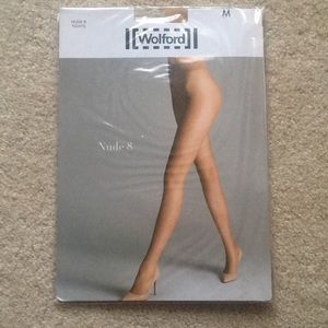 Nwt Wolford nude 8 tight size M